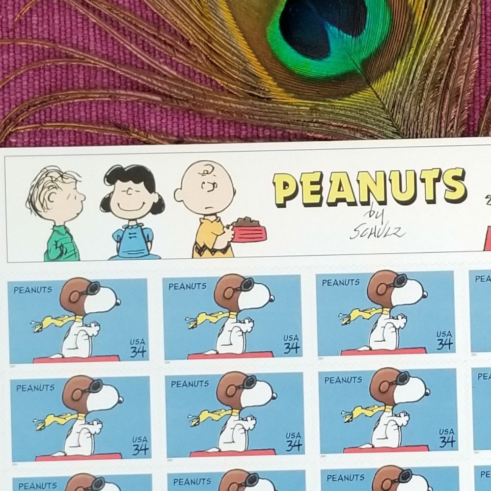 SNOOPY PEANUTS by Schulz USPS 20, 34c Stamps